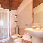 Il Vecchio Mandorlo Alloggio per agriturismo