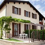 Farm stay Il Vecchio Mandorlo *