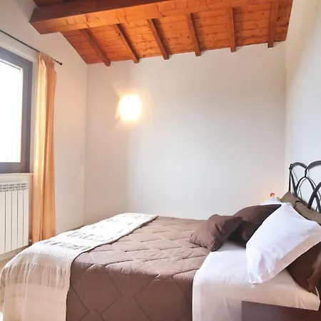 Bauernhof Il Vecchio Mandorlo Perugia