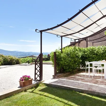 Il Vecchio Mandorlo Κατάλυμα σε φάρμα *