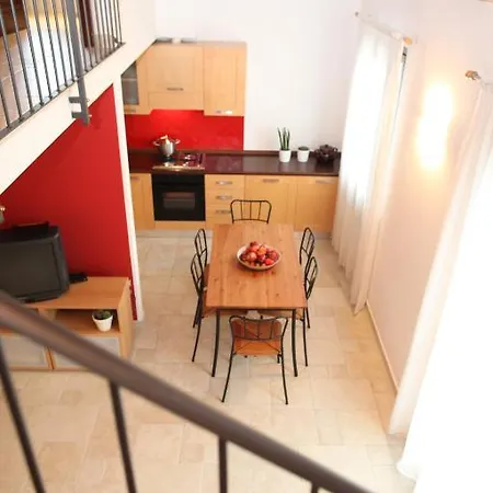 Il Vecchio Mandorlo Farm stay