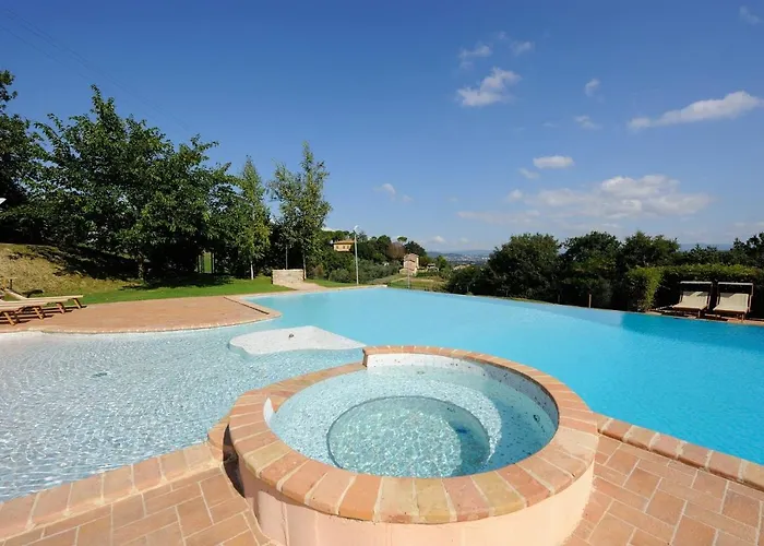 Il Vecchio Mandorlo Farma Perugia