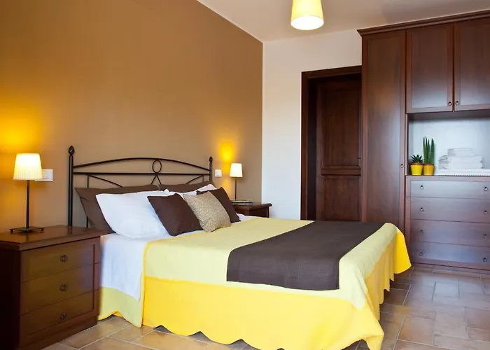 Il Vecchio Mandorlo Lantgård