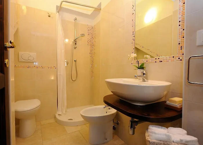 Il Vecchio Mandorlo Farma *